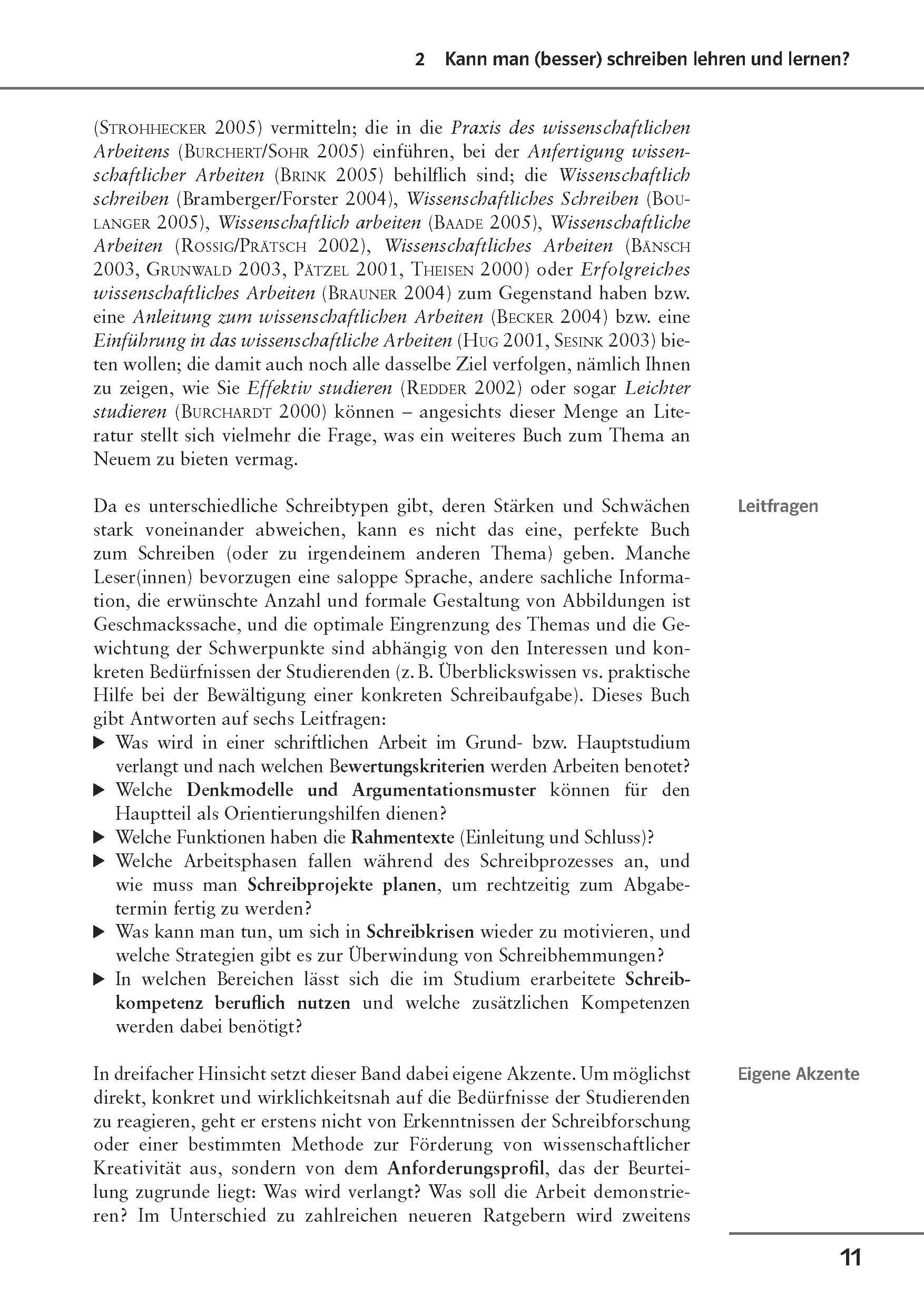 Eine Seite aus einem akademischen Buch in deutscher Sprache mit dem Haupttext zum Verfassen wissenschaftlicher Arbeiten, Randnotizen mit der Aufschrift Leitfragen und Eigene Akzente sowie der Seitenzahl 11 am unteren Rand.