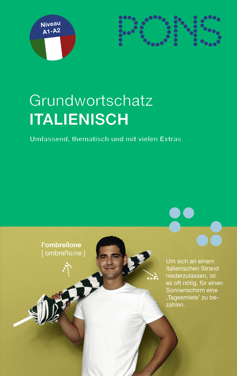 Ein junger Mann in einem weißen Hemd hält einen schwarz-weiß gestreiften Sonnenschirm vor einem grünen Hintergrund. Über ihm erscheint ein deutscher und italienischer Text über ein italienisches Vokabelheft.