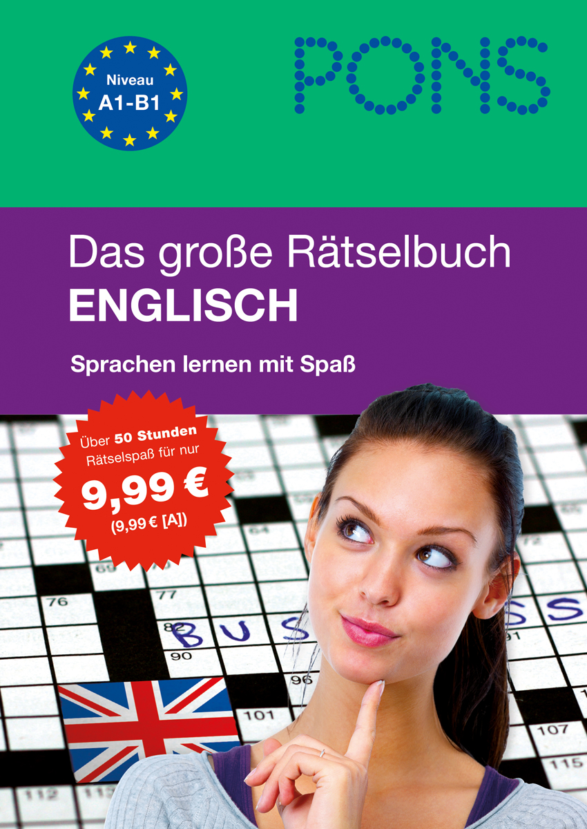 PONS Das große Rätselbuch Englisch Eine Frau steht nachdenklich vor einem Kreuzworträtsel, auf dessen Umschlag der Buchtitel Das große Rätselbuch Englisch und eine britische Flagge abgebildet sind.